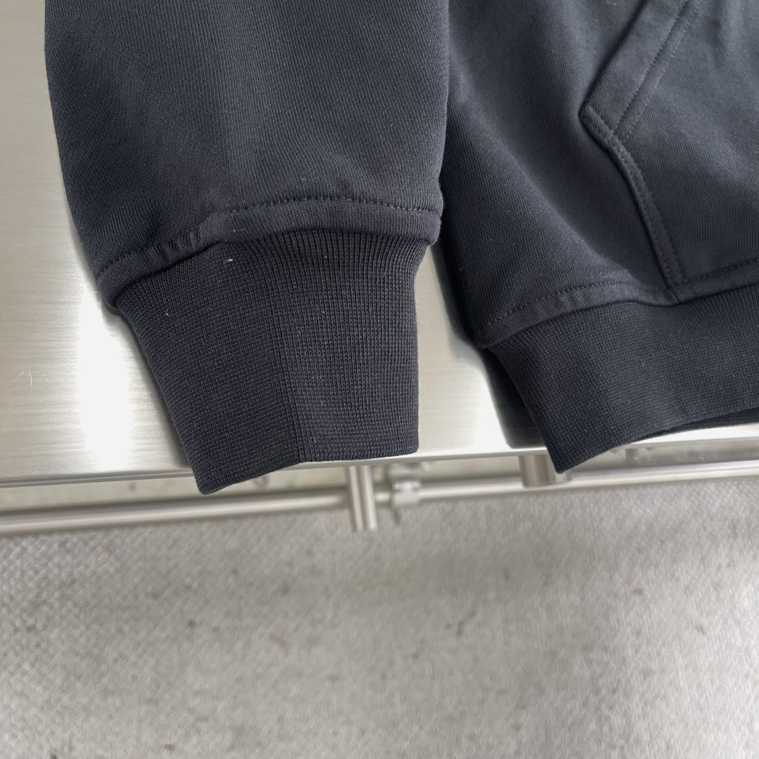 -Acne Studio 25秋冬新款拉链帽衫精选进口卫衣面料，弹力舒柔化合，多重水洗预缩处理，轻松应对