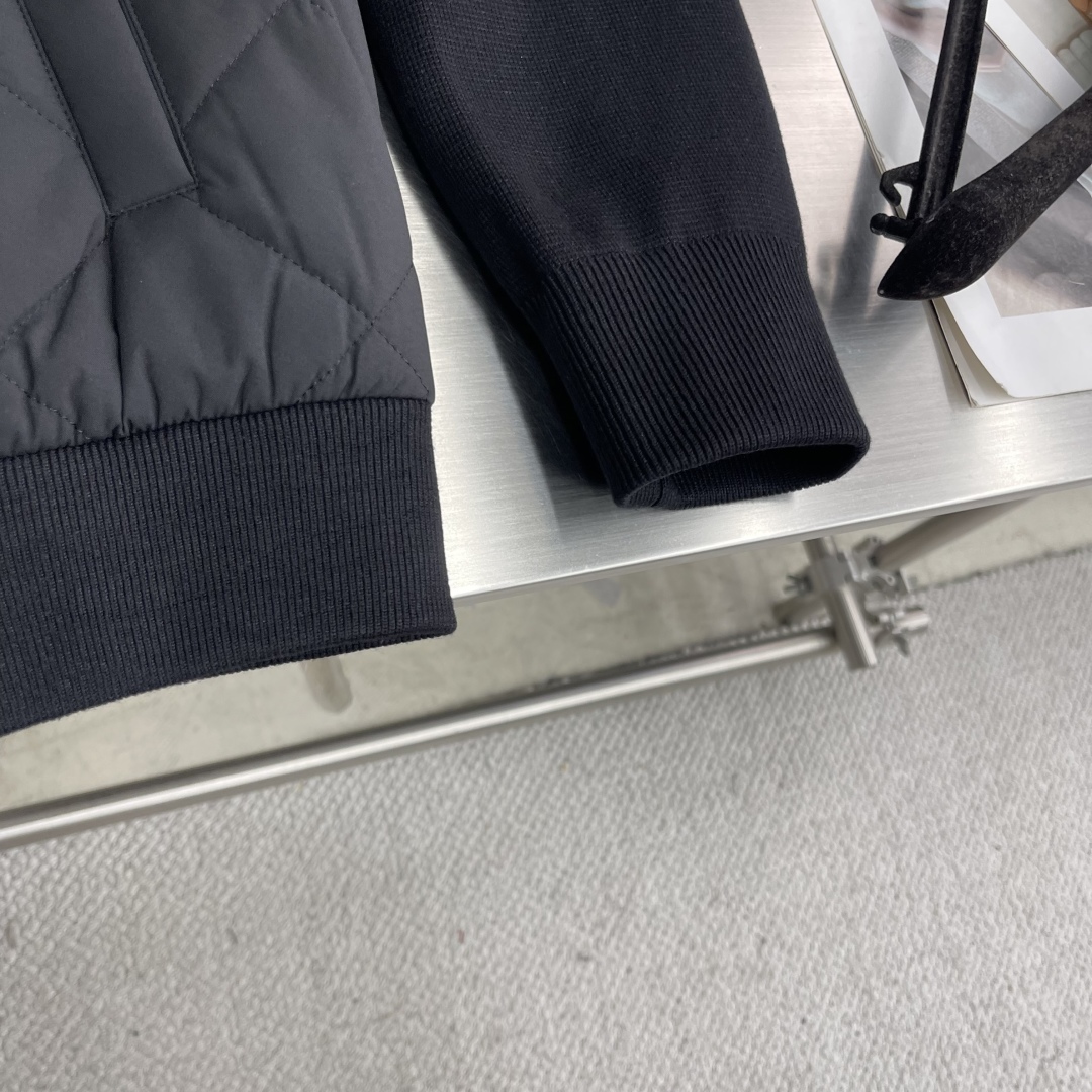 -Loro Piana 25秋冬针织拼接休闲外套进口面料定制五金细节满满简约时尚适配商务、休闲等多种场合