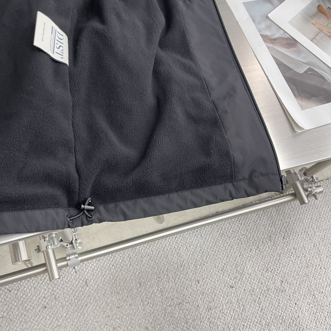 -mon 厚款外套 ⚠内里是抓绒加厚外套！ 专柜品质 原厂五金辅料，原标水洗麦头，潮流时尚高端人士必留款