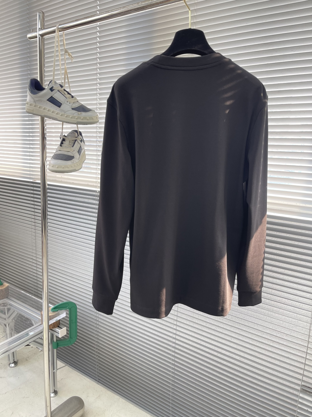 -mon 25秋冬打底衫 选用火焰绒面料 细腻柔软上身舒适简约 时尚适配商务、休闲等多种场合码数：48-