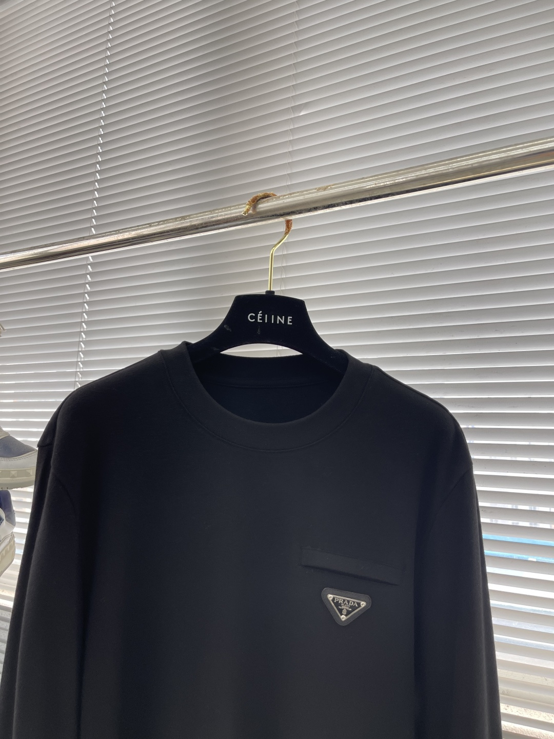 -PRAD 25秋冬打底衫 选用德绒小条 面料细腻柔软上身舒适 简约时尚 适配商务、休闲等多种场合 码数