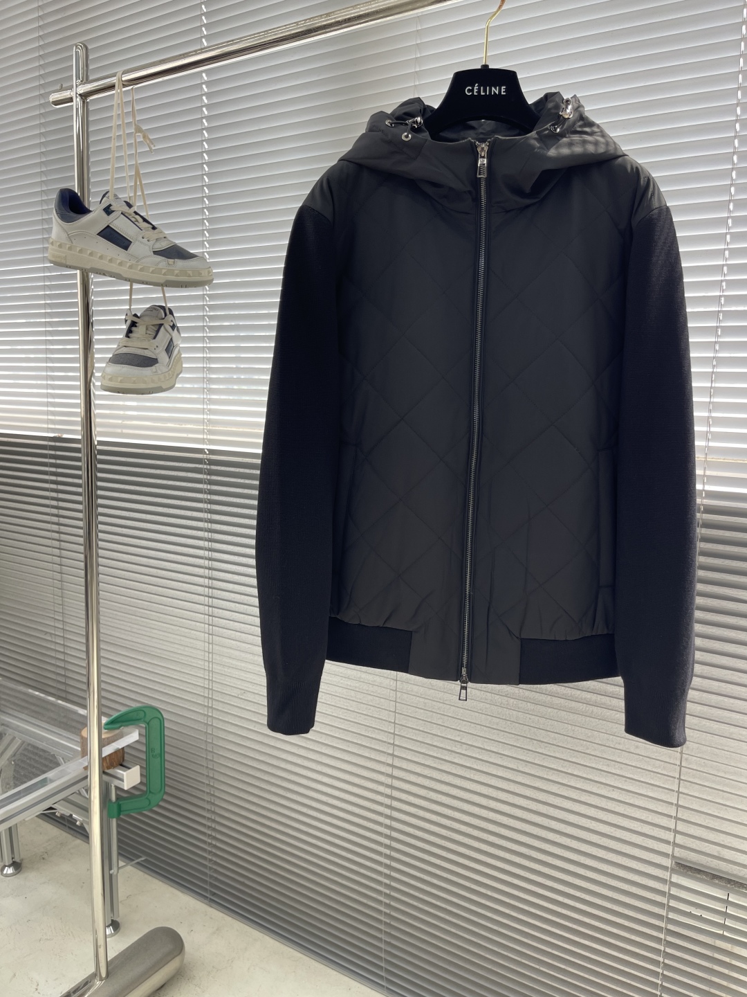 -Loro Piana 25秋冬针织拼接休闲外套进口面料定制五金细节满满简约时尚适配商务、休闲等多种场合