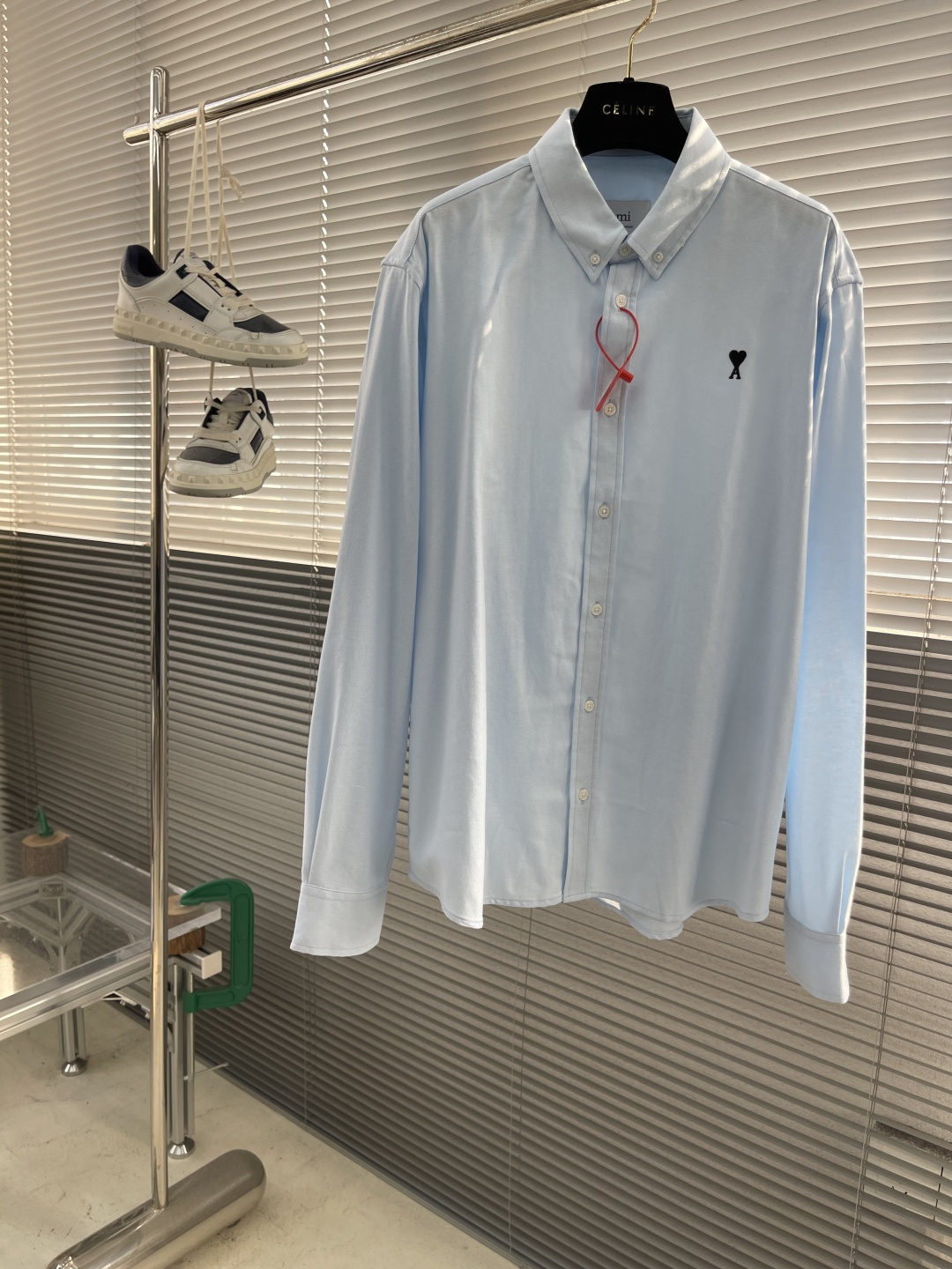 -Ami Paris 爱心刺绣衬衫定制臻品柔韧牛津棉布 质感卓越 紧致而爽滑 舒适贴肤 纯净之白 演绎极