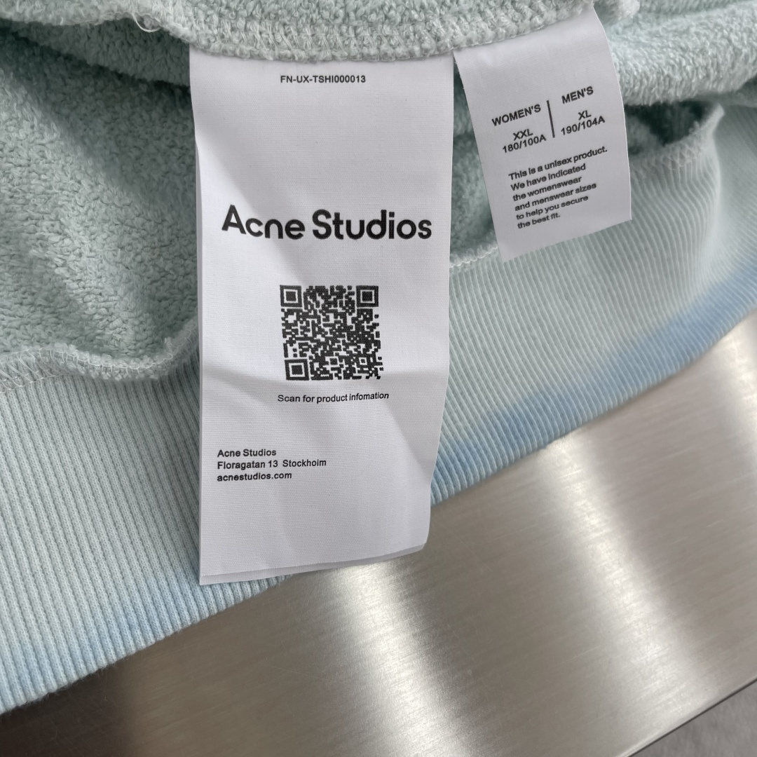 

-ACNE Studio   25SS印花做旧拉链卫衣
定织定染400克精梳棉：专机织造高克重毛圈结