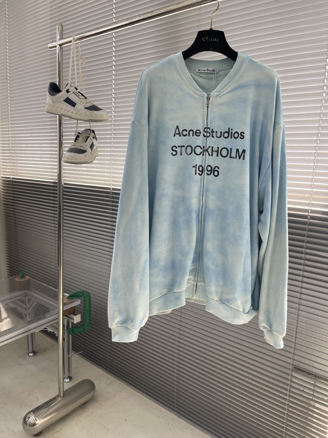 

-ACNE Studio   25SS印花做旧拉链卫衣
定织定染400克精梳棉：专机织造高克重毛圈结