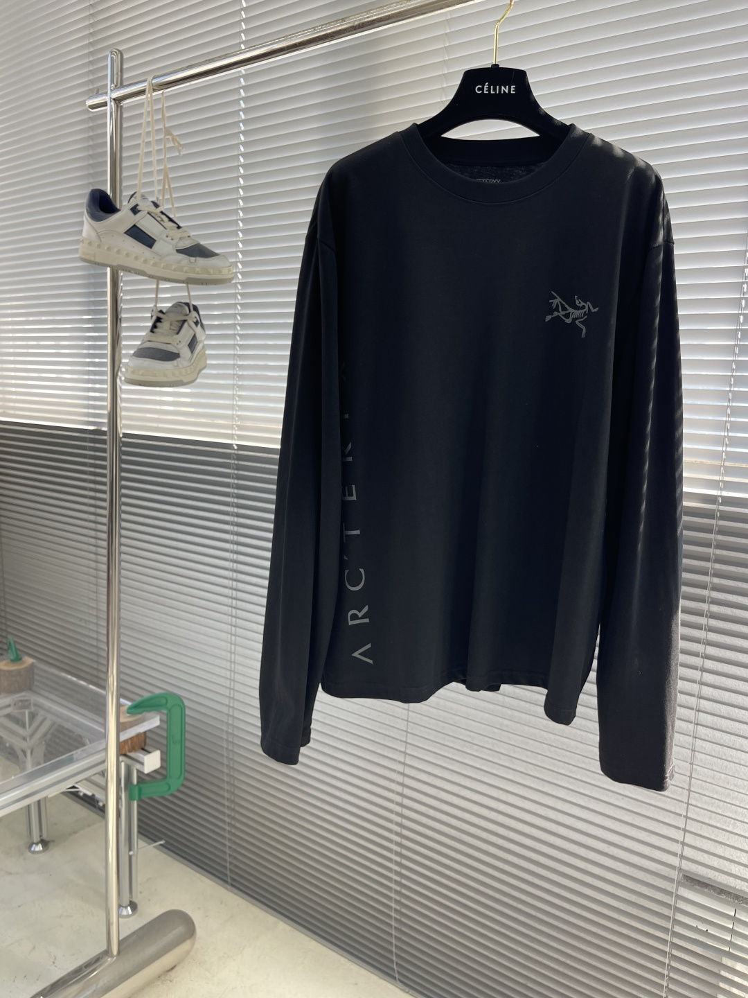 NO:539199,- Bird Home 2025FW Long Sleeve T-shirt Bird Letters LOGO Bright Wire Splicing Print High-end 32s Double Yarn 280g Fabric Heavy Fabric Customized Rack Ribs and Cylinders and Dyes Three Standards Same Model for Men and Women Size XS S M L,,jil Sander,tees, t-shirt,alexander wang19860909- 鸟家 2025FW长袖T恤  小鸟字母LOGO明线拼接印花  高端32s双纱280克面料 重磅面料 定制拉架罗纹同缸同染 三标齐全 男女同款 尺码XS S M L,,jil sander,tees，t-shirt,alexander wang,Men's clothing