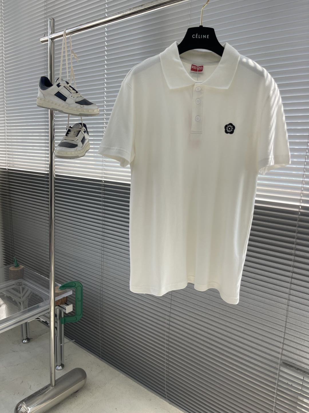 

-Kenz   2025春夏新款男士标识短袖Polo衫
延续经典商务休闲翻领POLO恤.该款Polo