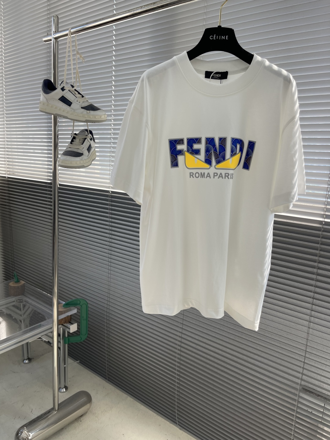 

-FEND   2025春夏季新款休闲圆领T

字母logo发泡印花
男女同款
码数：XS S M 