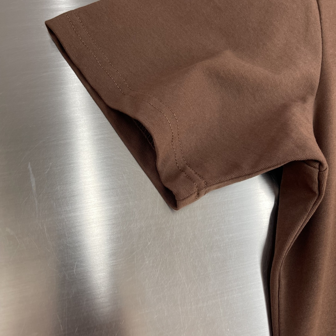 

-CP    纯棉刺绣宽松短袖

尺码：M-XXL  

	       M	      L	   