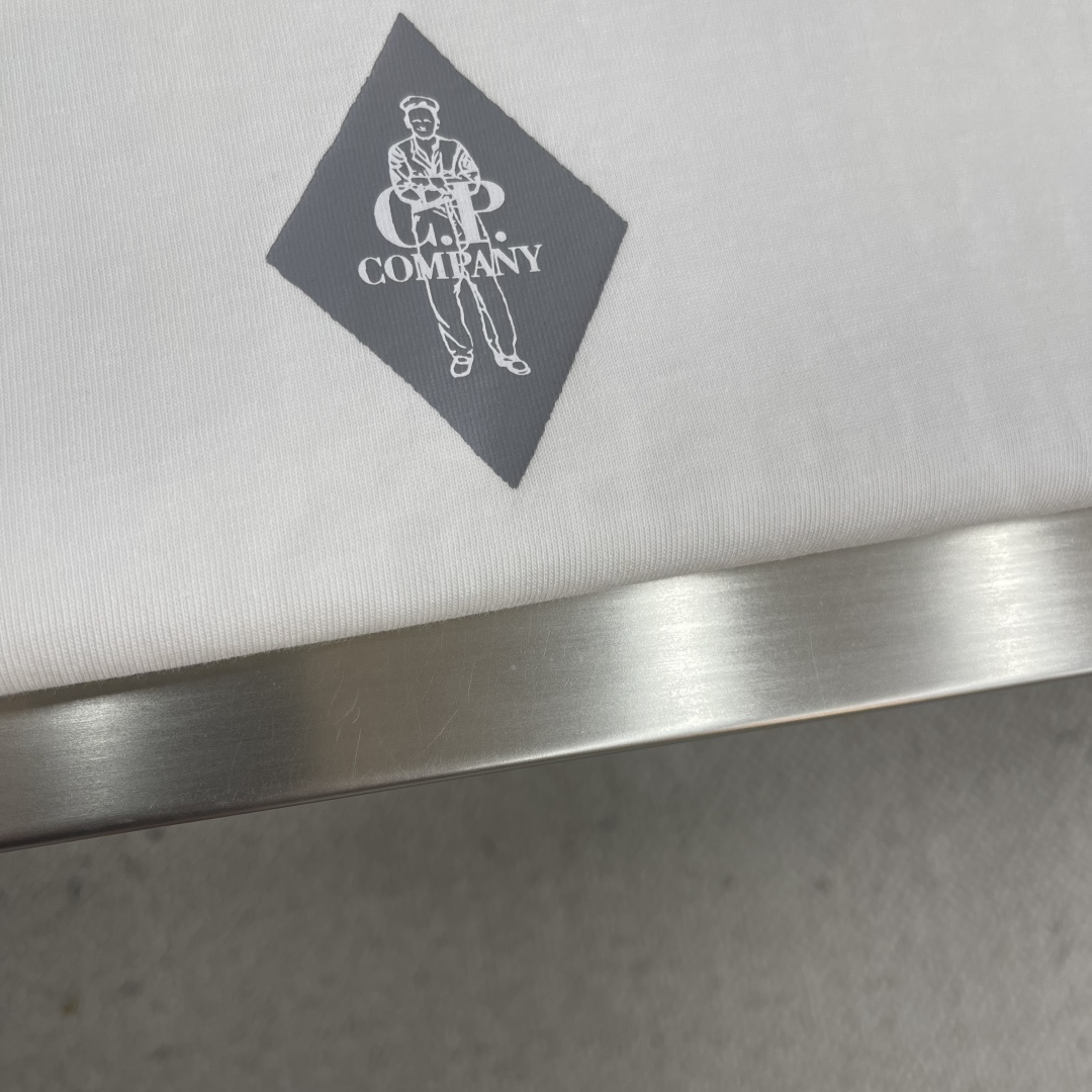 

-CP    纯棉刺绣宽松短袖

尺码：M-XXL  

	       M	      L	   