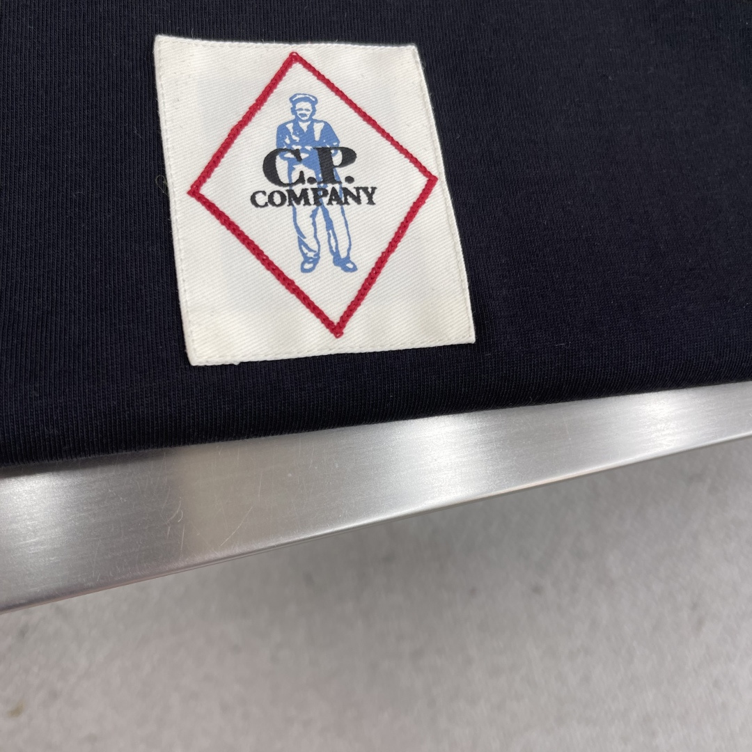 

-CP   纯棉刺绣宽松短袖

尺码：M-XXL  

	       M	      L	   X