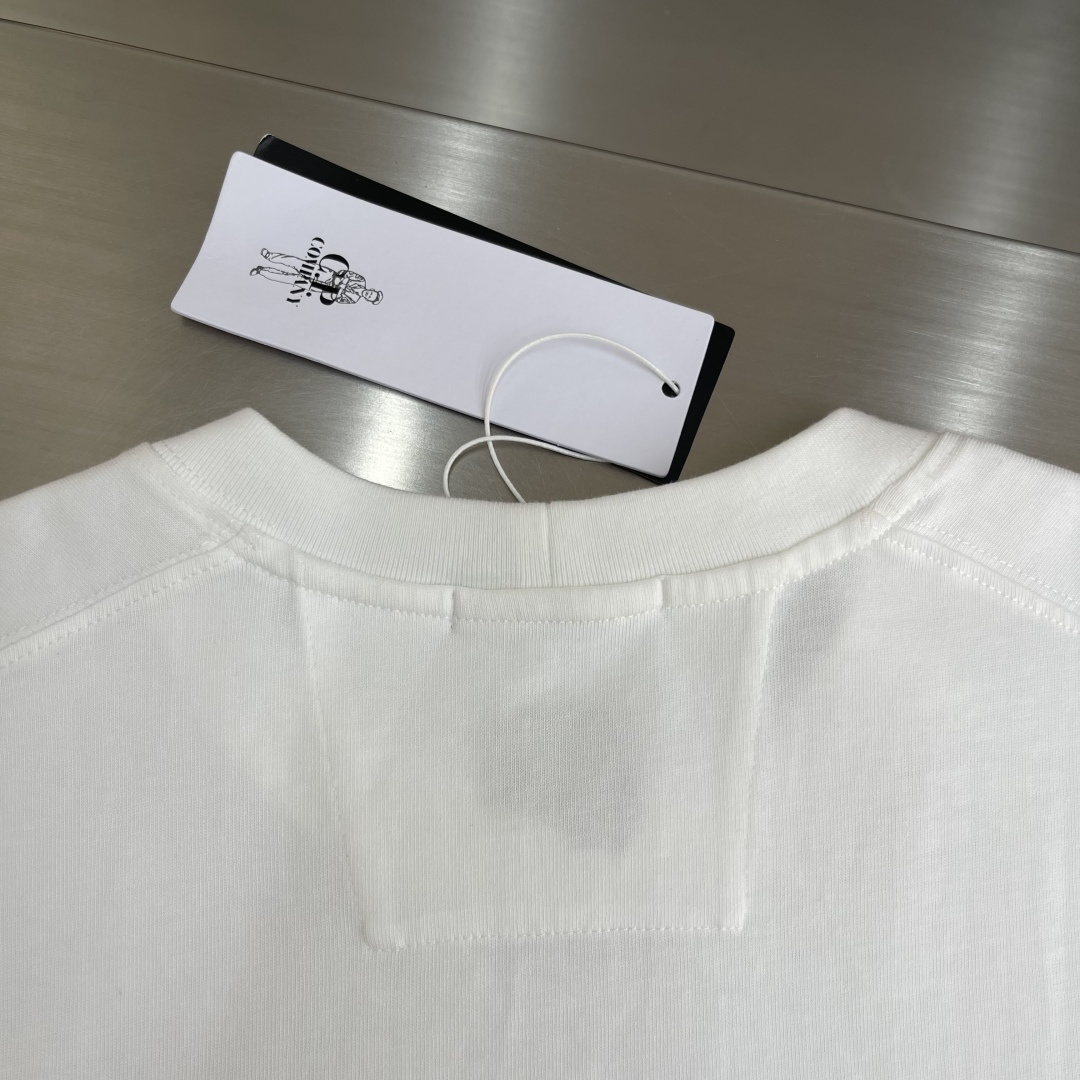 

-CP   纯棉刺绣宽松短袖

尺码：M-XXL  

	       M	      L	   X