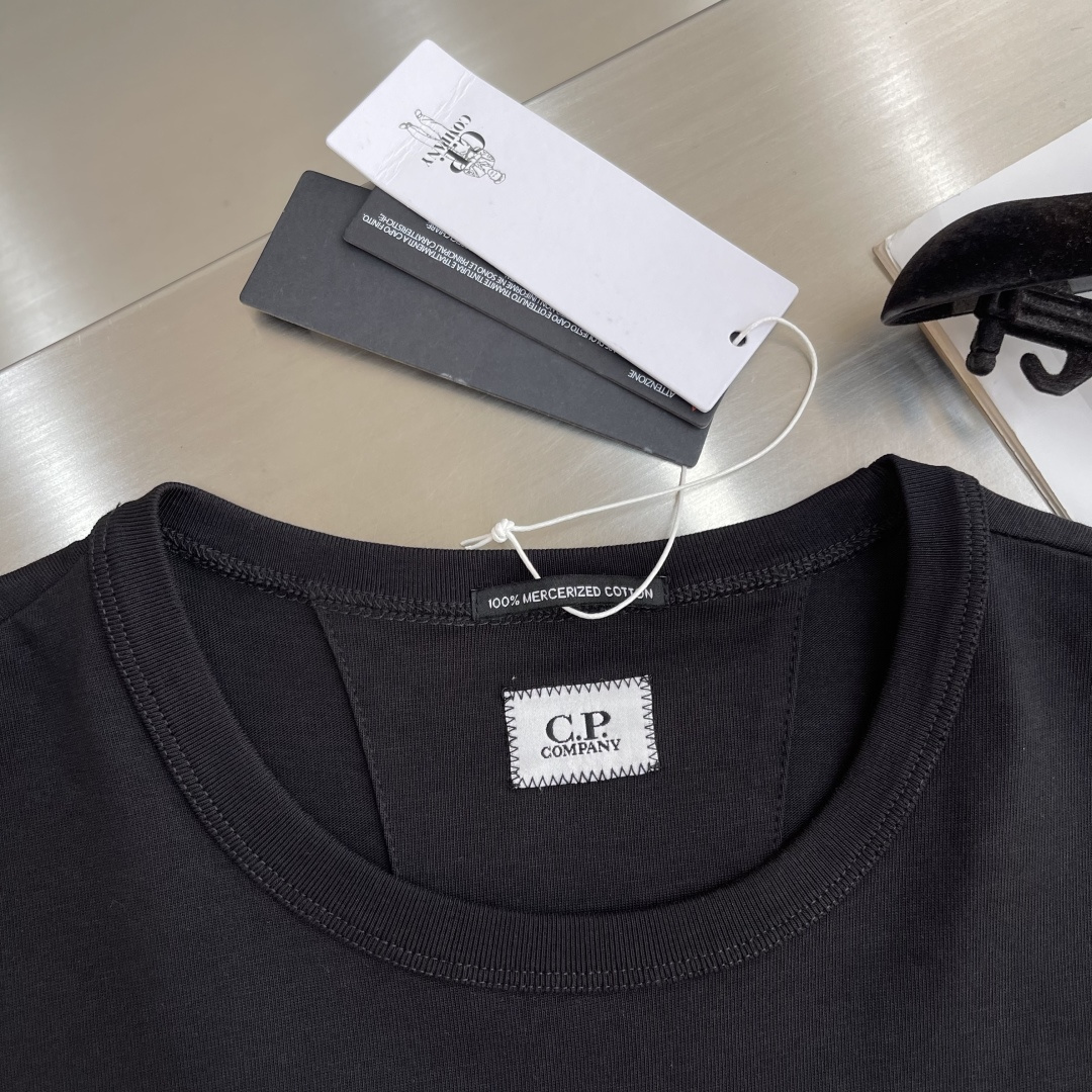 

-CP纯棉刺绣宽松短袖

尺码：M-XXL  
             M	    L	XL	  