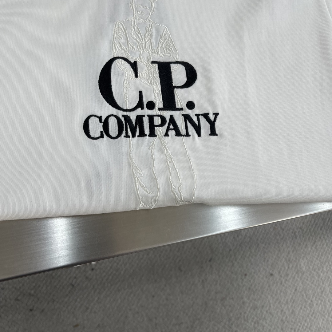 

-CP纯棉刺绣宽松短袖

尺码：M-XXL  
             M	    L	XL	  