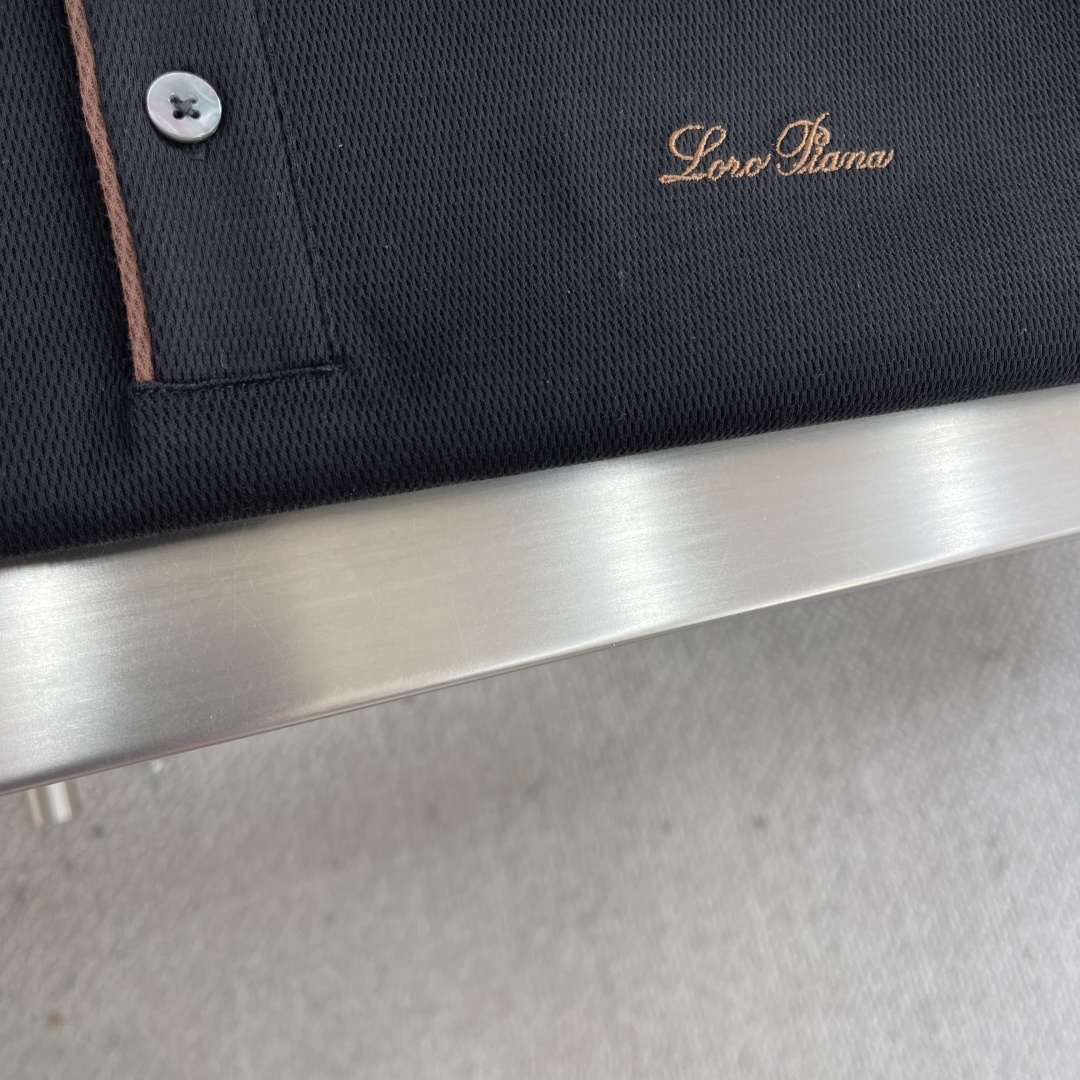 

-Loro Piana   贸易公司渠道臻品，2025早秋新款男士高端商务休闲珠地棉翻领POLO衫！