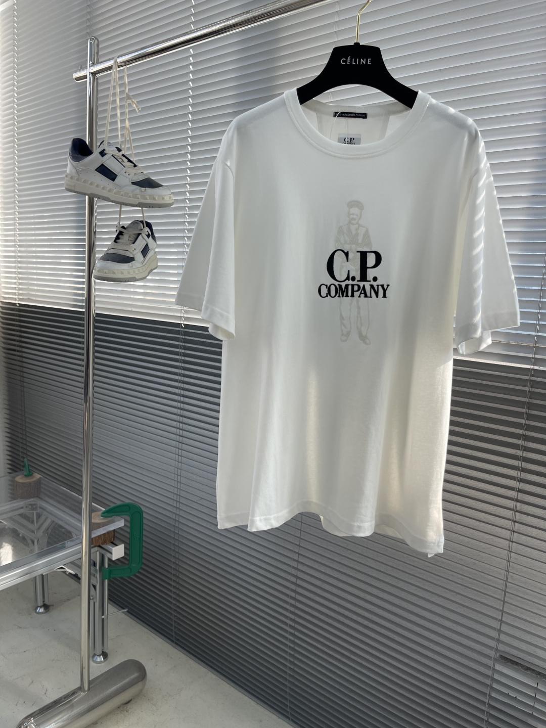 

-CP纯棉刺绣宽松短袖

尺码：M-XXL  
             M	    L	XL	  