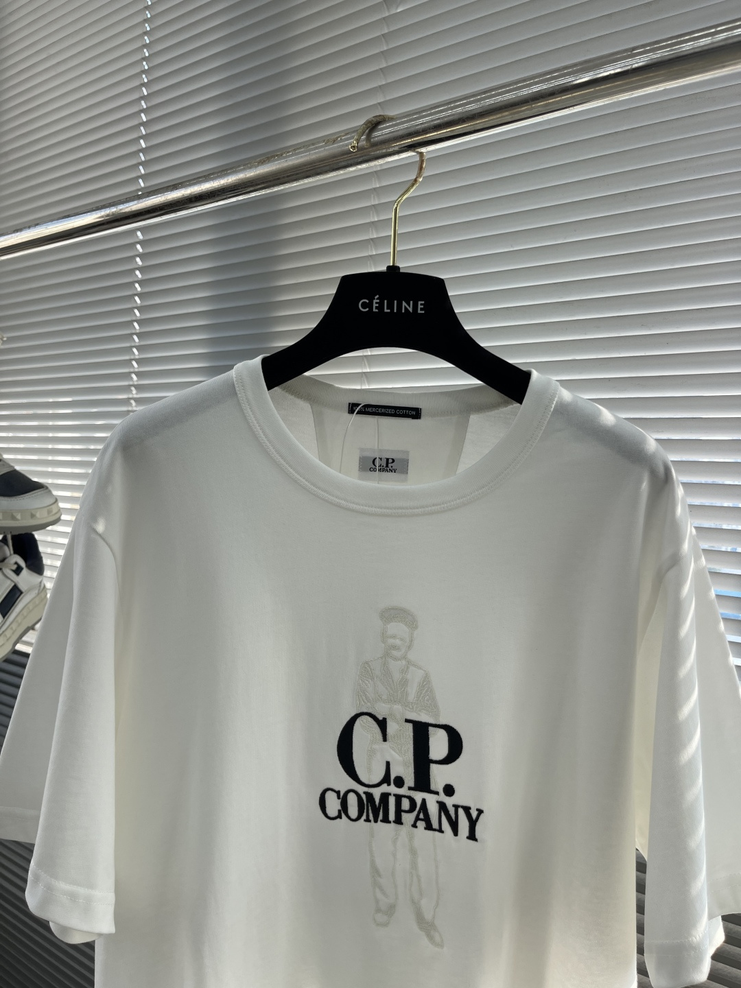 

-CP纯棉刺绣宽松短袖

尺码：M-XXL  
             M	    L	XL	  