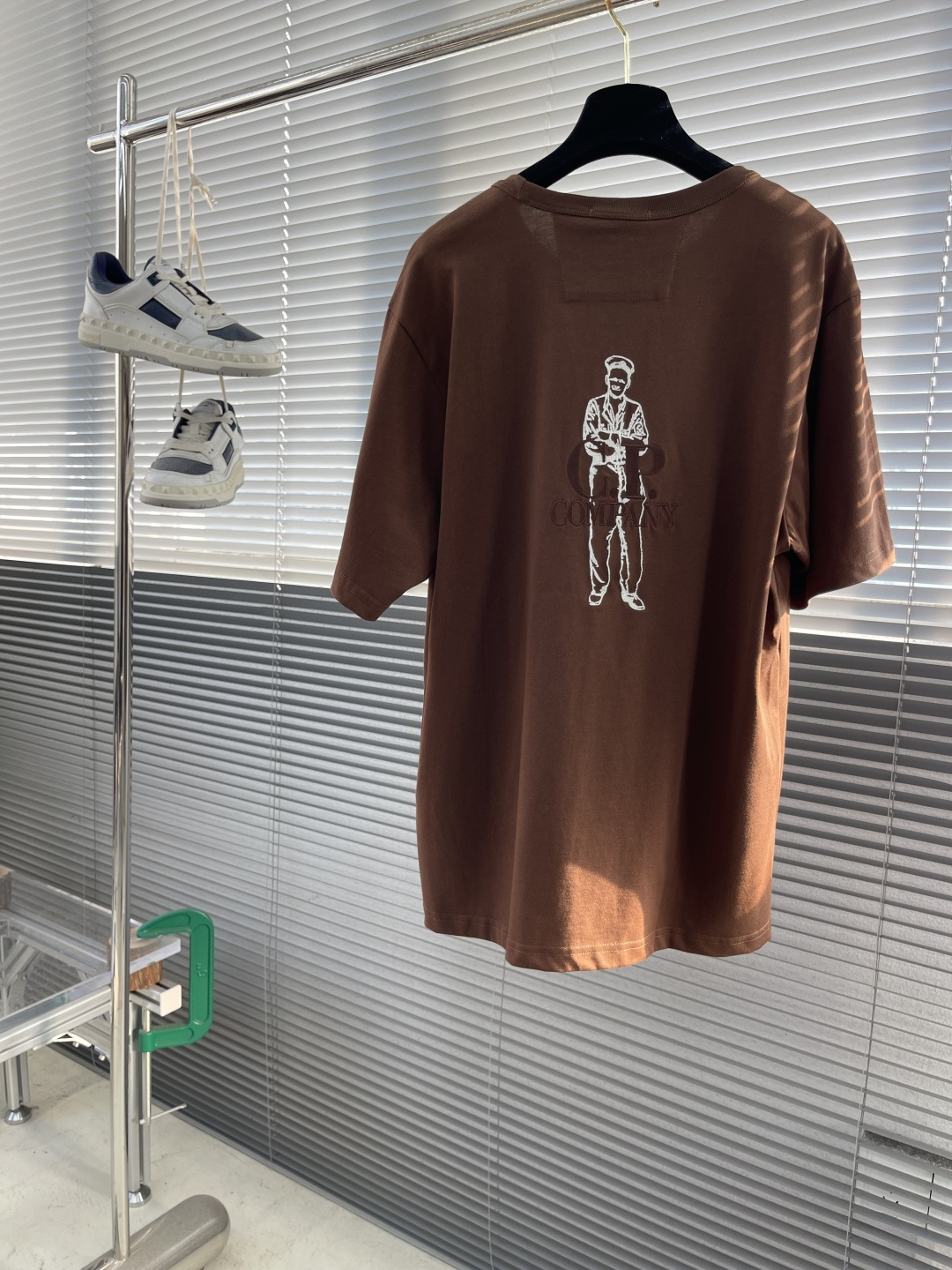 

-CP纯棉刺绣宽松短袖

尺码：M-XXL  
             M	    L	XL	  