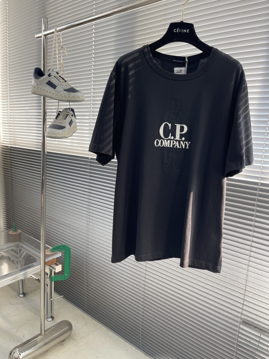 

-CP纯棉刺绣宽松短袖

尺码：M-XXL  
             M	    L	XL	  