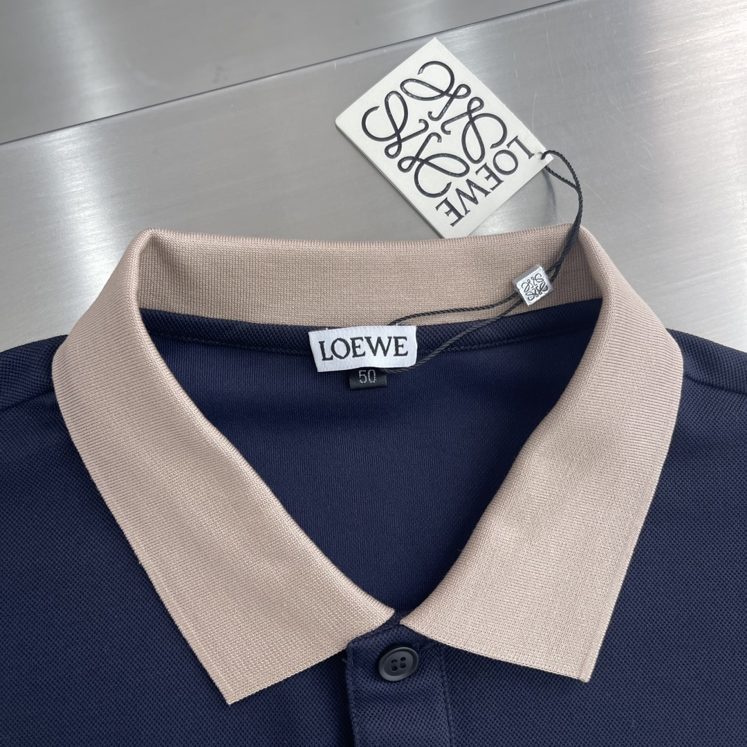 

-LOEW   翻领 短袖
材质   氨纶 棉 聚酯纤维
适用季节	春 夏 秋,
领型	翻领	
袖长