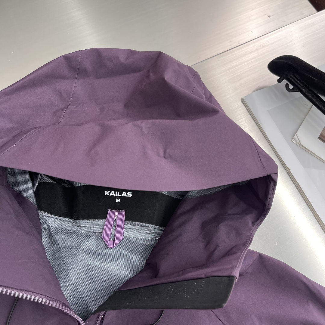 

-KAILAS MONT X全天候硬壳GTX防水登山冲锋衣5️⃣色
中国硬壳，中国山地色，每座山都有