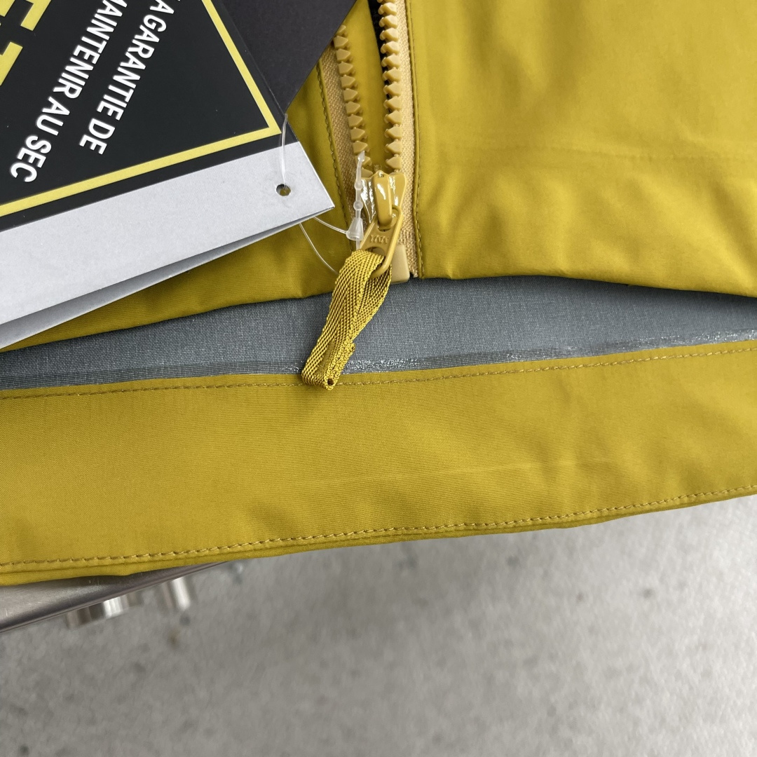 

-🐦 鸟家  RUSH系列Gore-Tex Pro 登山滑雪超轻量软壳连帽长袖户外远足防水防风透气冲