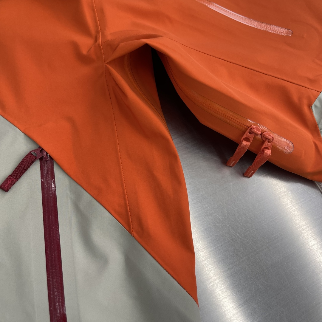 

-🐦 鸟家  RUSH系列Gore-Tex Pro 登山滑雪超轻量软壳连帽长袖户外远足防水防风透气冲