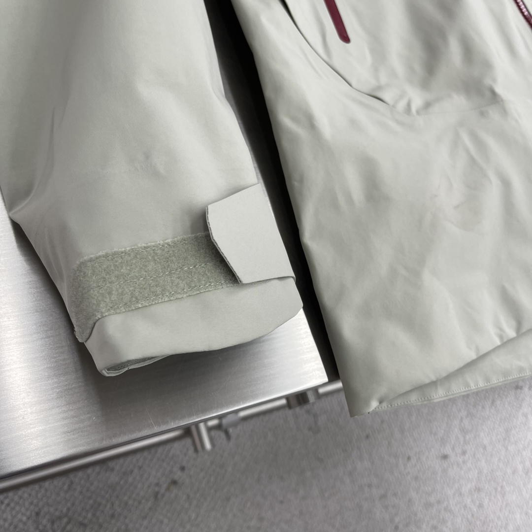 

-🐦 鸟家  RUSH系列Gore-Tex Pro 登山滑雪超轻量软壳连帽长袖户外远足防水防风透气冲