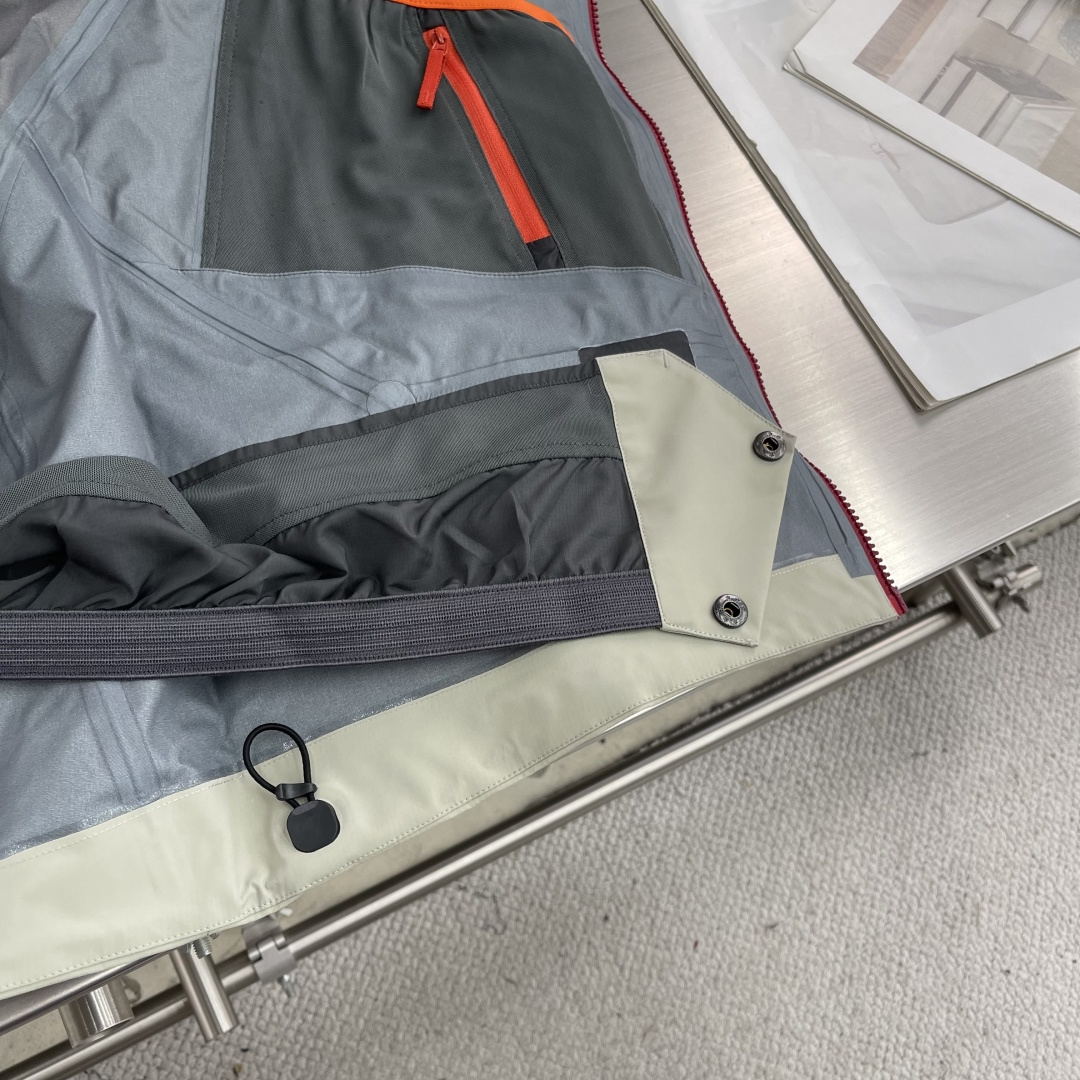 

-🐦 鸟家  RUSH系列Gore-Tex Pro 登山滑雪超轻量软壳连帽长袖户外远足防水防风透气冲