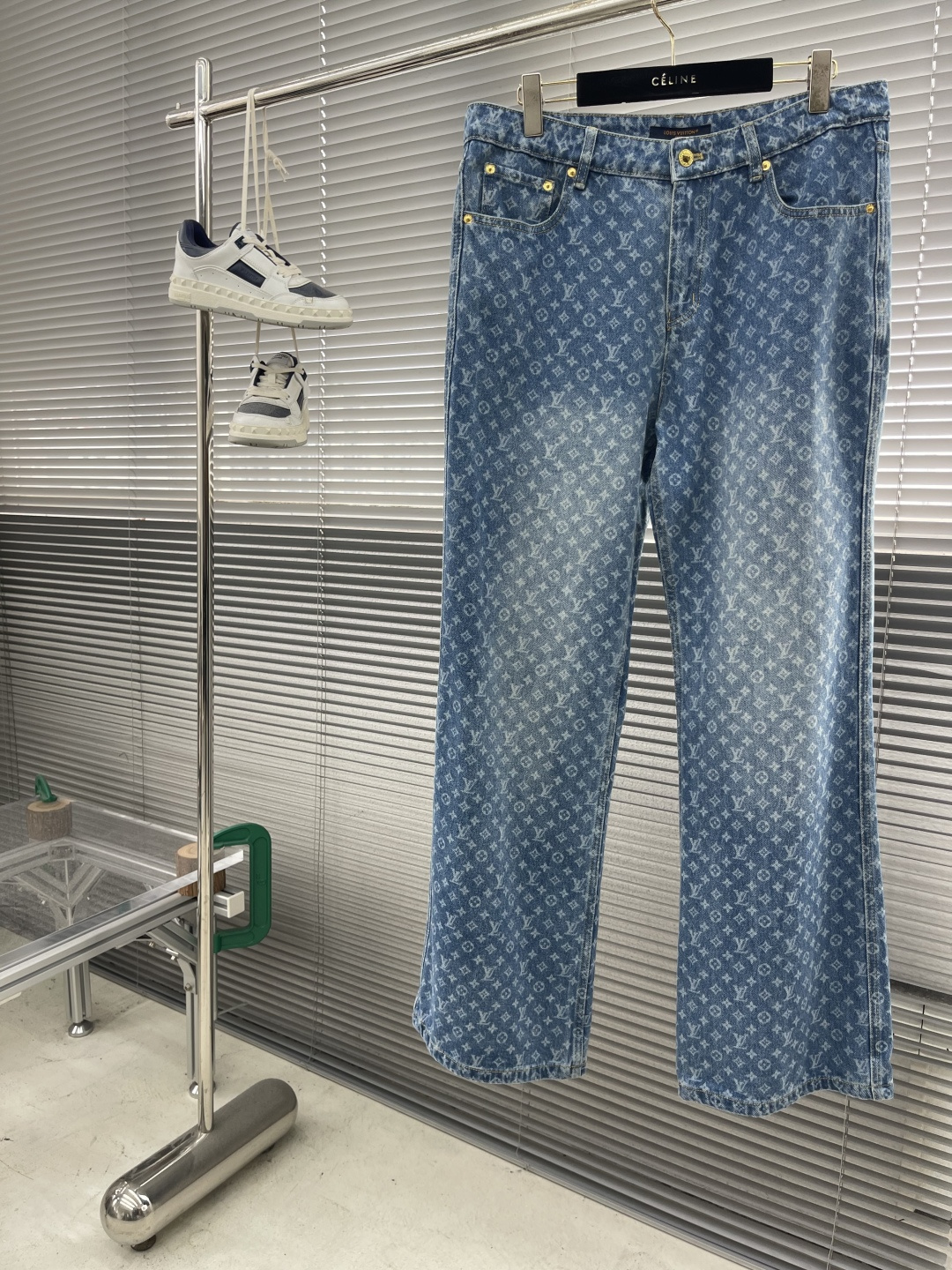 -驴牌 满印喇叭牛仔裤定制蓝影加密纯棉经典纹牛仔料 温润如棉 舒适贴肤 靛蓝雅韵 带着复古的韵味与现代的