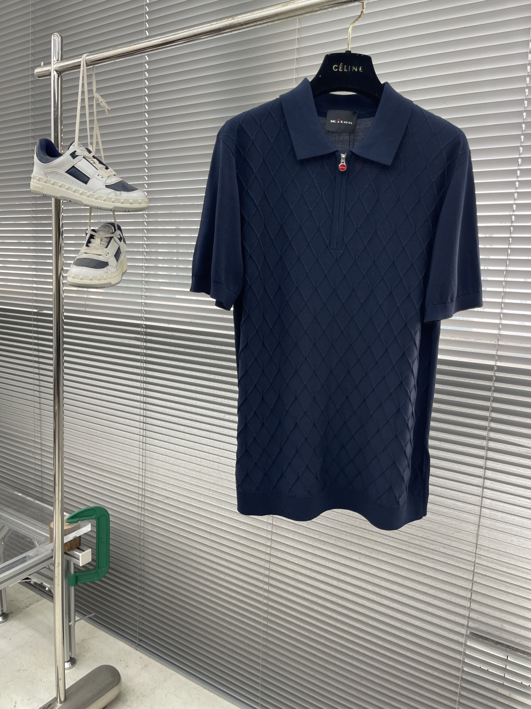 

-KITON    25春夏新款完美主义者高端商务针织Polo衫，男士半拉链领口菱格针织马球衫。顶级