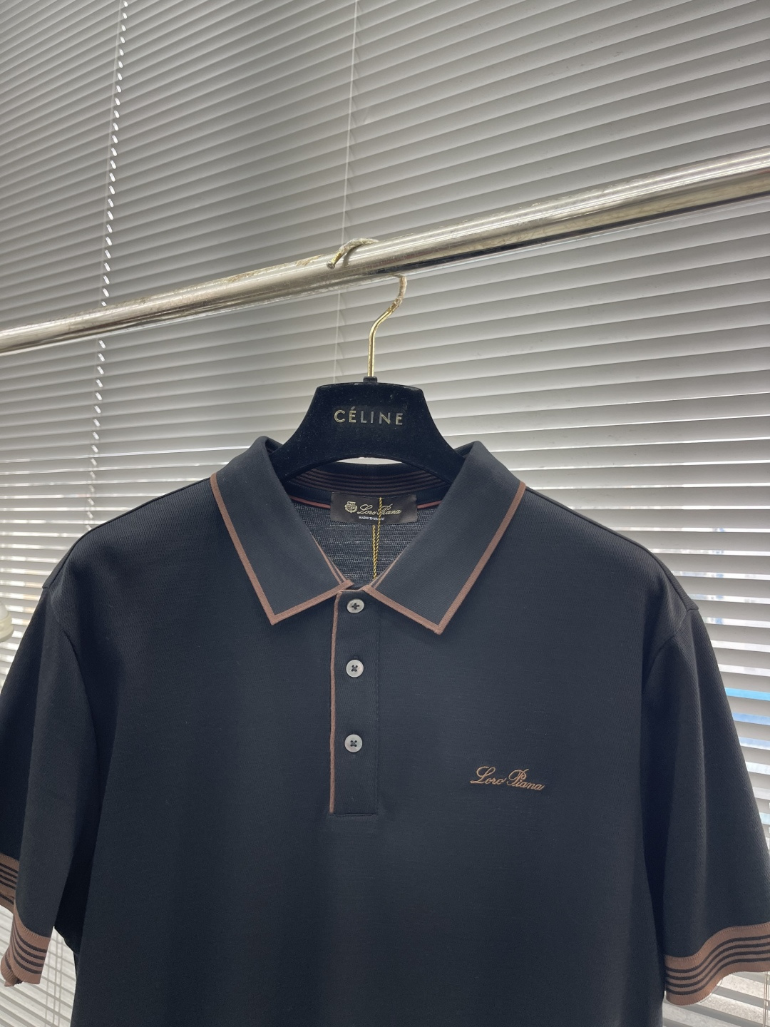 

-Loro Piana   贸易公司渠道臻品，2025早秋新款男士高端商务休闲珠地棉翻领POLO衫！