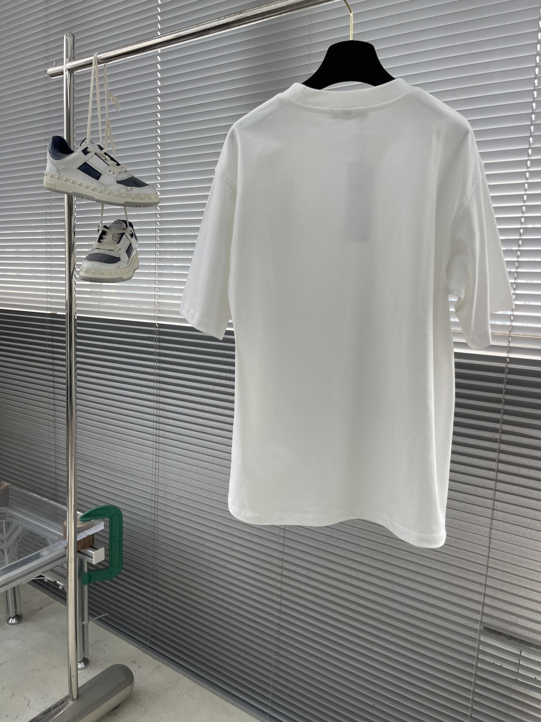 -ALO 刺绣标识‼️短袖T恤采用超级高成本的390克高克重双股双纱纯棉面料 此面料厚实挺括 穿着既保暖