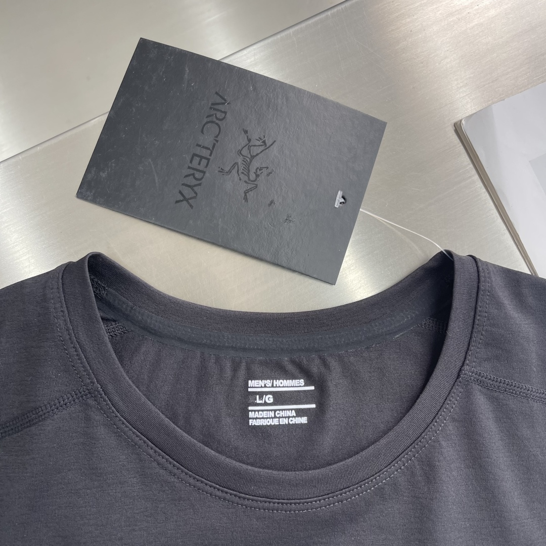 -ARC'TERYX始祖鸟 MOTUSS CREW弹力速干长袖T恤码数：L XL XXL 3XL尺码胸围