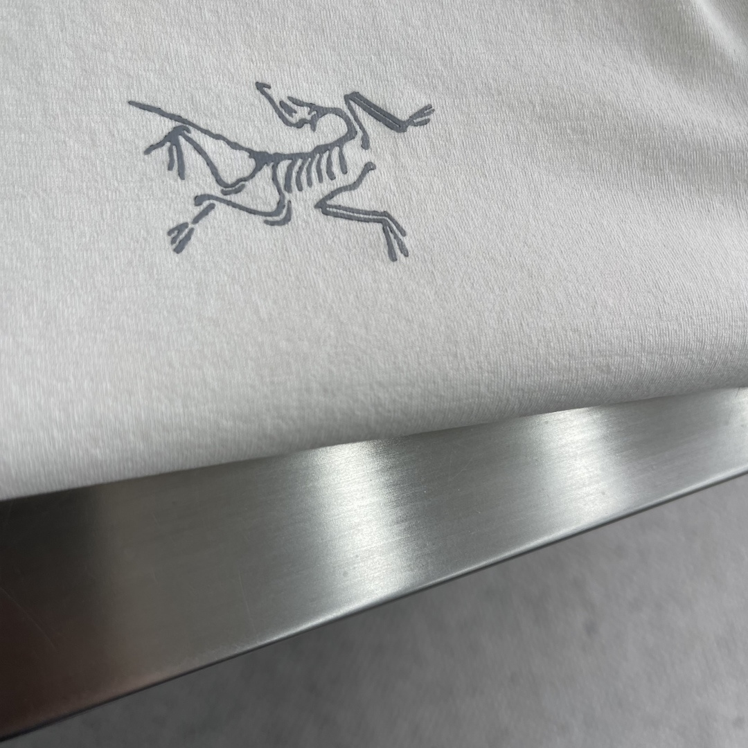 -ARC'TERYX始祖鸟 MOTUSS CREW弹力速干长袖T恤码数：L XL XXL 3XL尺码胸围