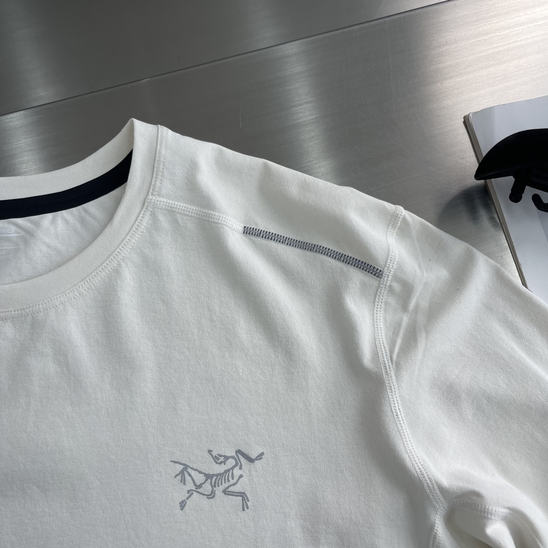 -ARC'TERYX始祖鸟 MOTUSS CREW弹力速干长袖T恤码数：L XL XXL 3XL尺码胸围