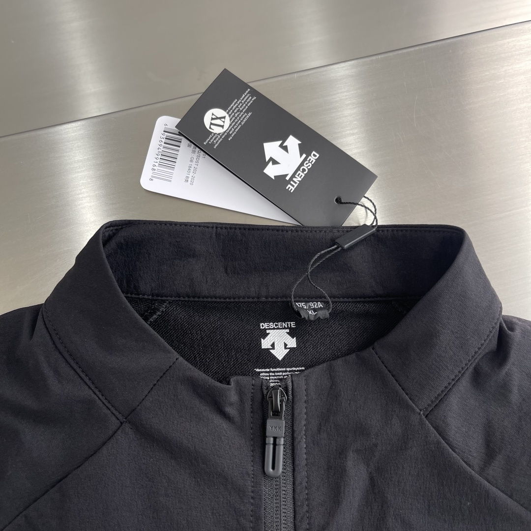 -迪桑特 25秋季新品男士户外运动休闲立领夹克外套!线上线下同步!客供弹力面料!90%锦纶+10%氨纶!