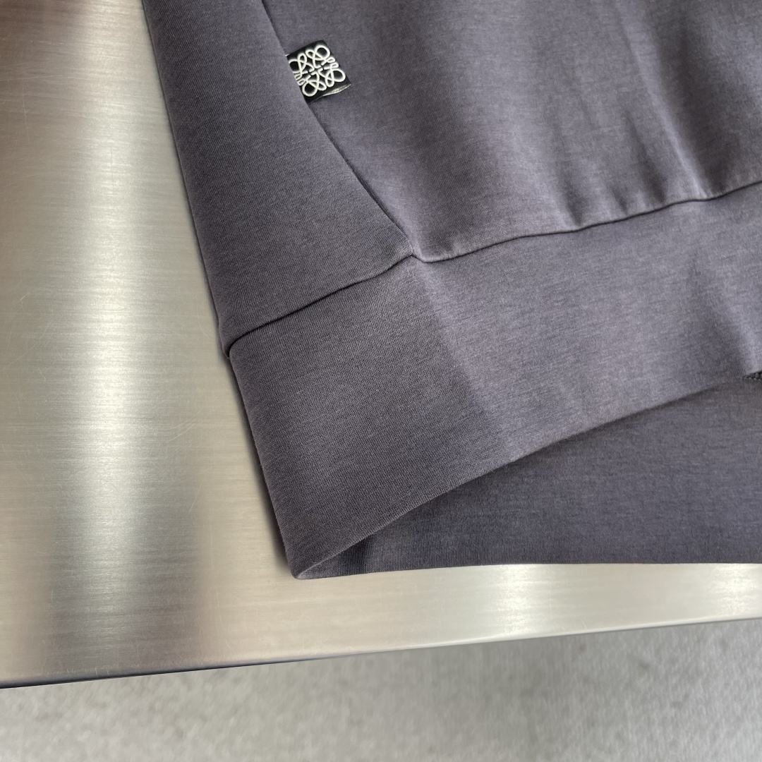 -LOEW 2026早春卫衣系列尺码: M-5XL 正常版型工艺：棉莫代尔空气层。采用丝光工艺处理的双面