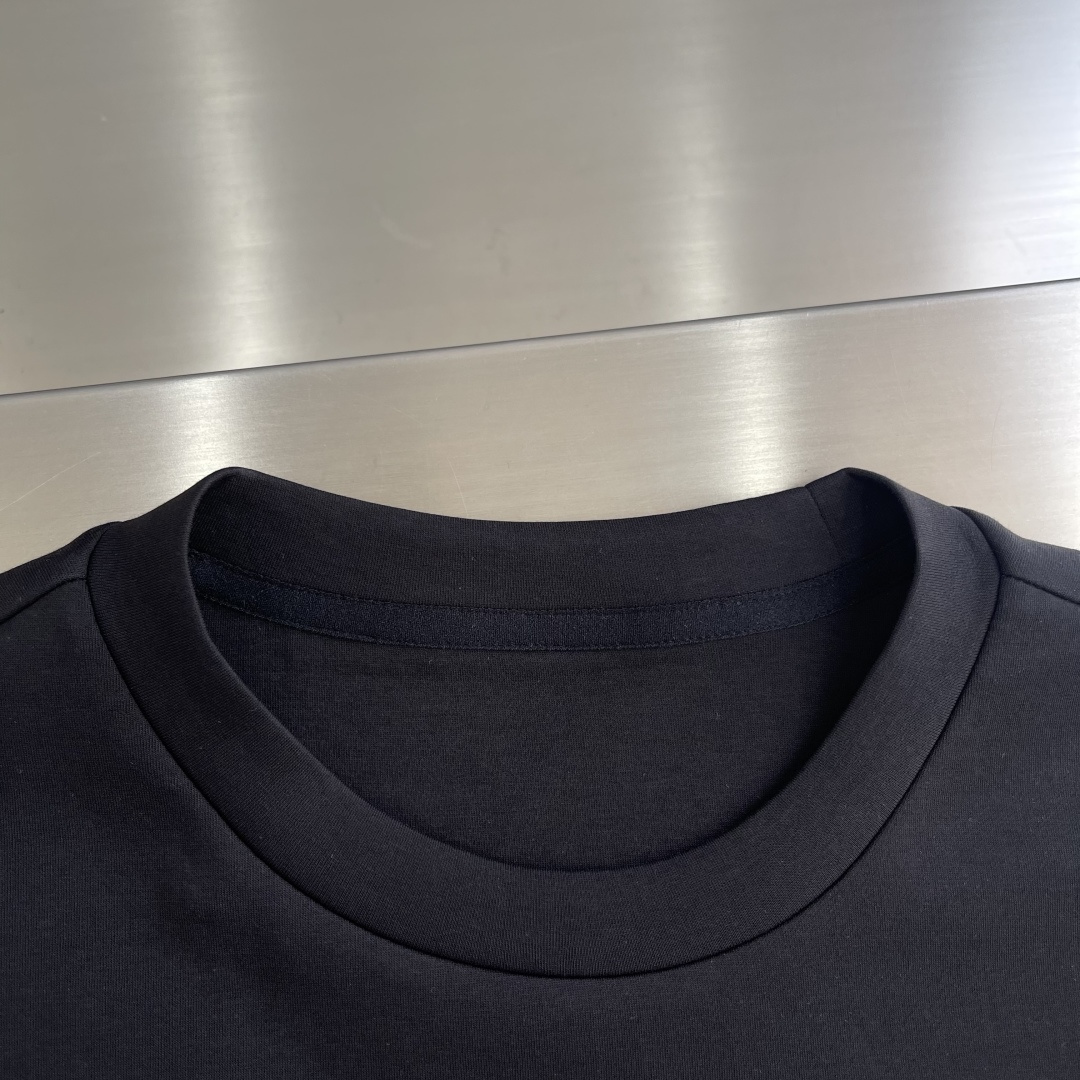 -LOEW 2026早春卫衣系列尺码: M-5XL 正常版型工艺：棉莫代尔空气层。采用丝光工艺处理的双面