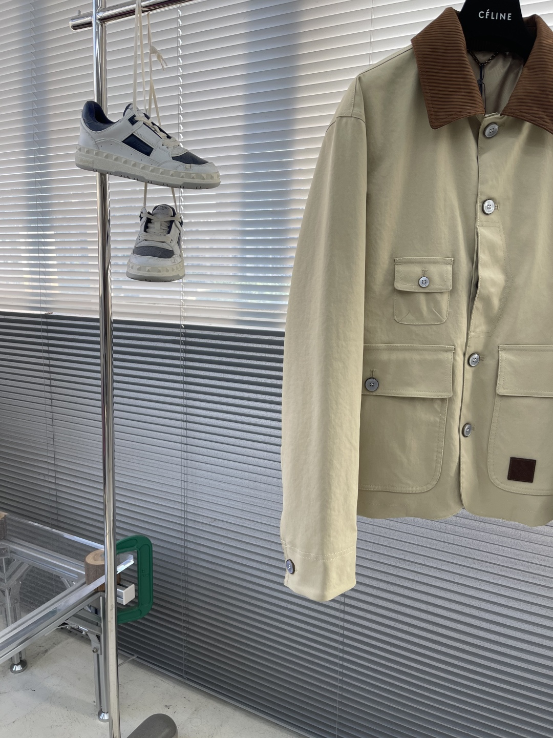 -驴牌 2025早秋新品夹克外套，工装风设计！特殊工艺涂层棉质面料，胎牛皮工艺领口。内里两侧隐形口袋，1