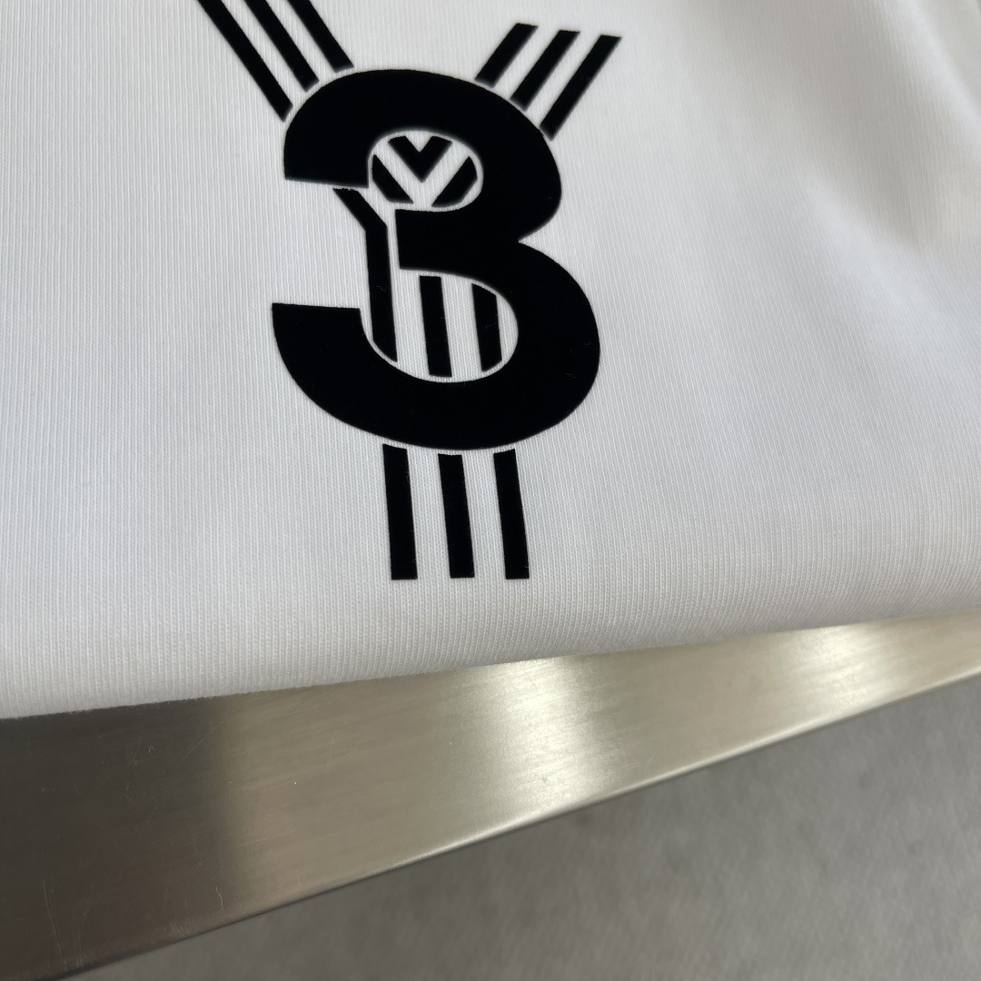 -Y-3     2025秋冬新款厚长袖T恤320克纯棉字母logo 植绒码数：S  M  L  XL