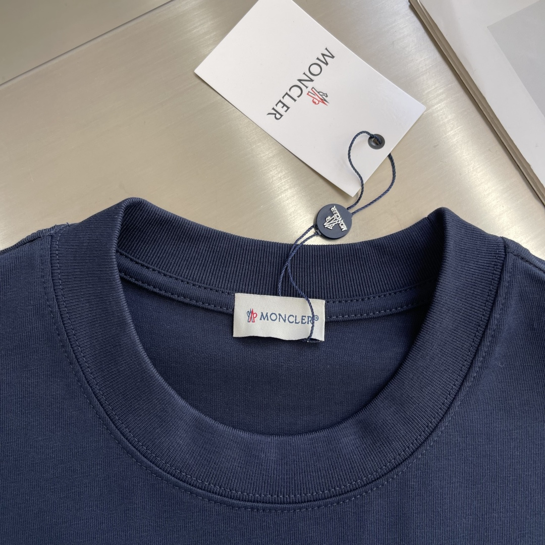 -mon   2025秋冬新款厚长袖T恤320克纯棉字母logo 章仔刺绣码数：S  M  L  XL
