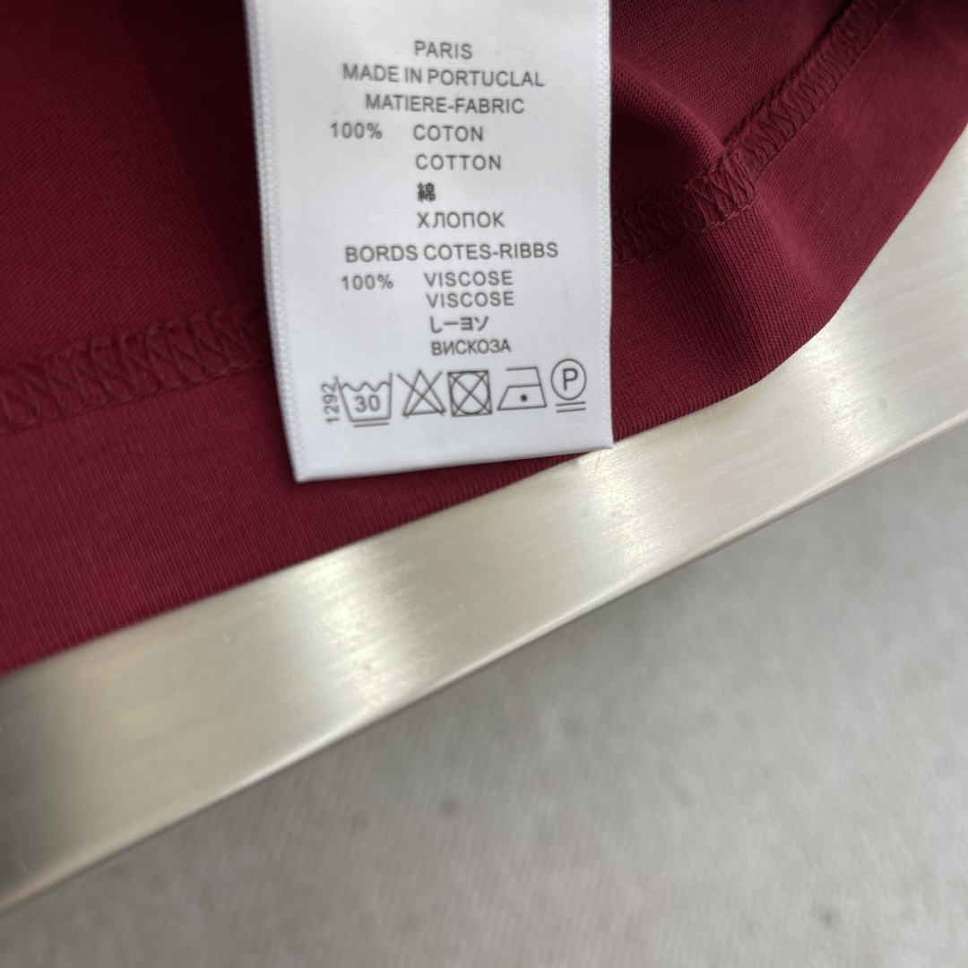 -FEND 2025秋冬新款厚长袖T恤320克纯棉字母logo 植绒码数：S M L XL