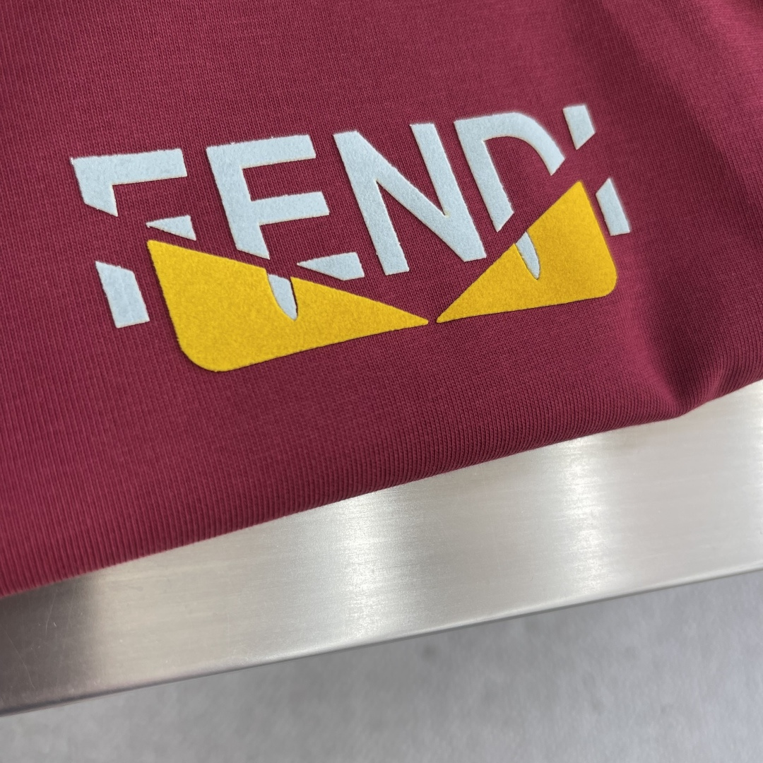 -FEND 2025秋冬新款厚长袖T恤320克纯棉字母logo 植绒码数：S M L XL