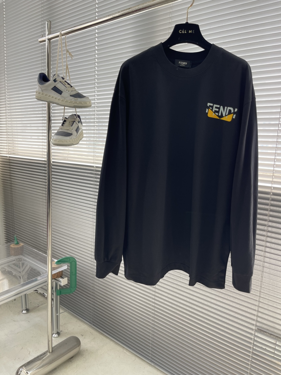 -FEND 2025秋冬新款厚长袖T恤320克纯棉字母logo 植绒码数：S M L XL