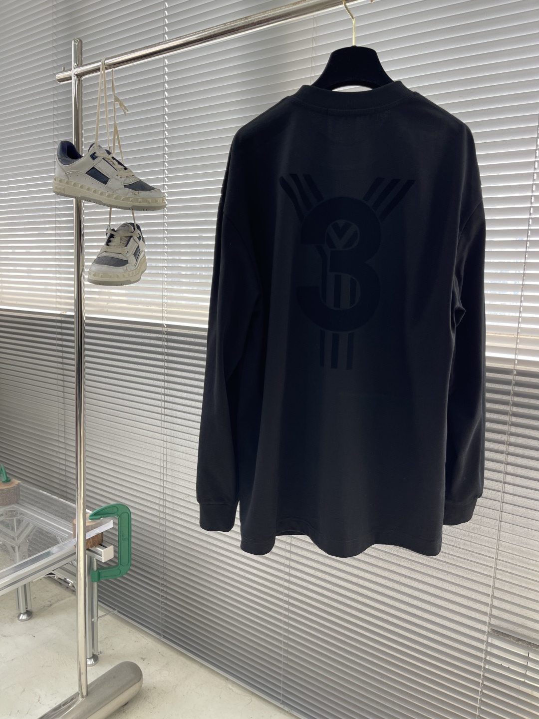 -Y-3     2025秋冬新款厚长袖T恤320克纯棉字母logo 植绒码数：S  M  L  XL
