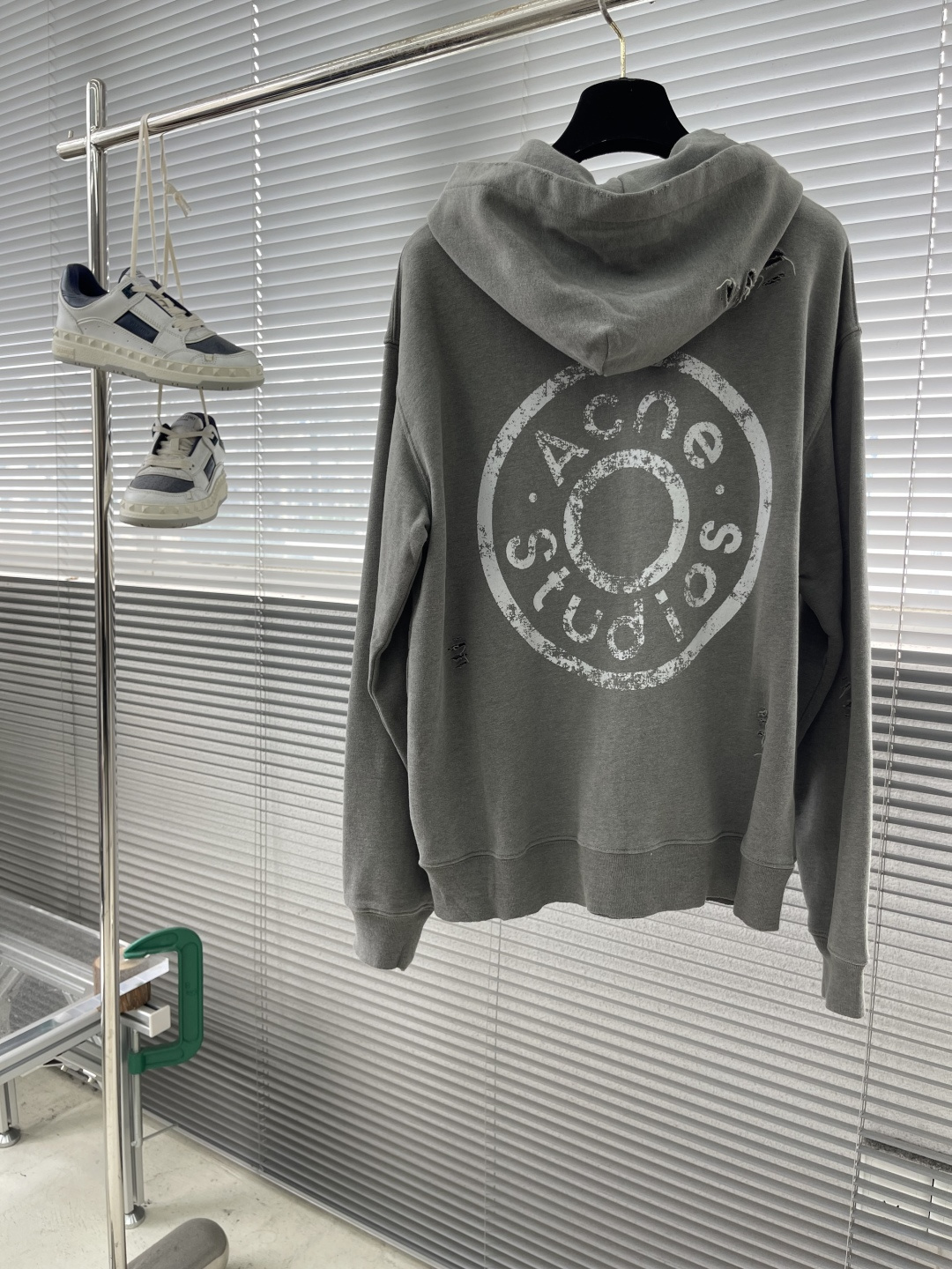 -Acne Studios 破洞做旧徽标拉链外套定制定染1:1灰绿臻柔棉彩棉卫衣料 【面布与毛圈底呈同色