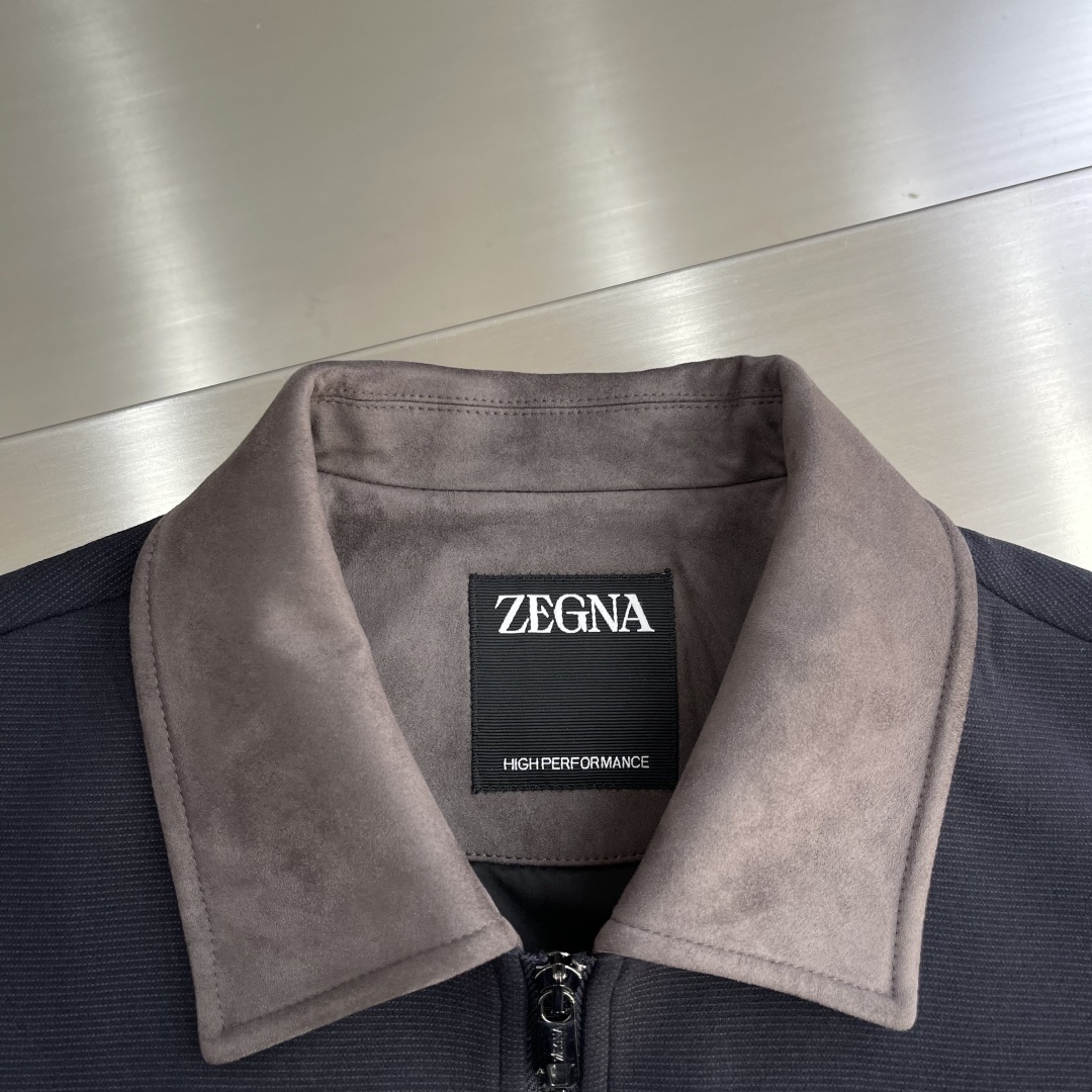 -Z ZEGN 25秋冬新款,男士商务休闲毛呢翻领夹克外套。面料与辅料皆为客供,定织定染而成,触感极为柔