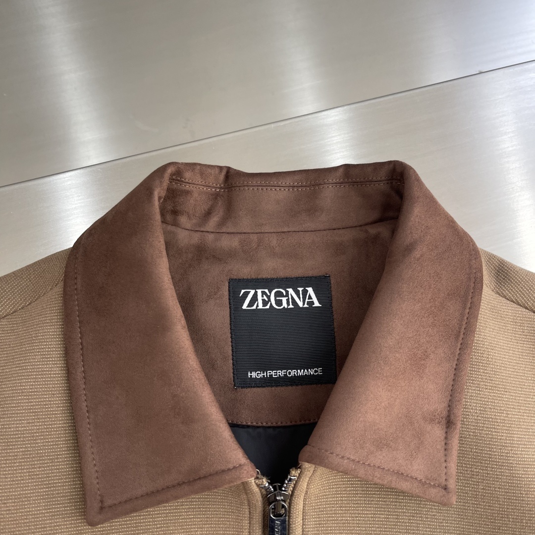 -Z ZEGN 25秋冬新款,男士商务休闲毛呢翻领夹克外套。面料与辅料皆为客供,定织定染而成,触感极为柔