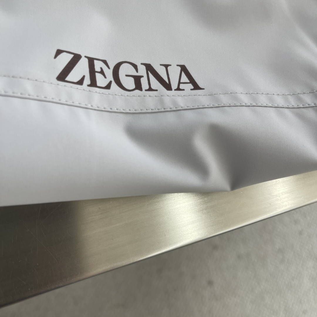-Z ZEGN 2025秋冬新款 最新款时尚设计师款 夹克外套.处处细节显工艺足够的高级 结构性剪裁的设